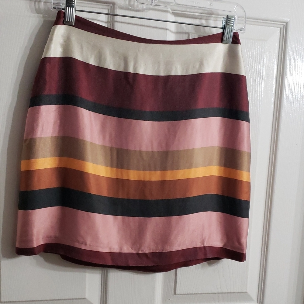 H&M LINED SKIRT SIZE 6